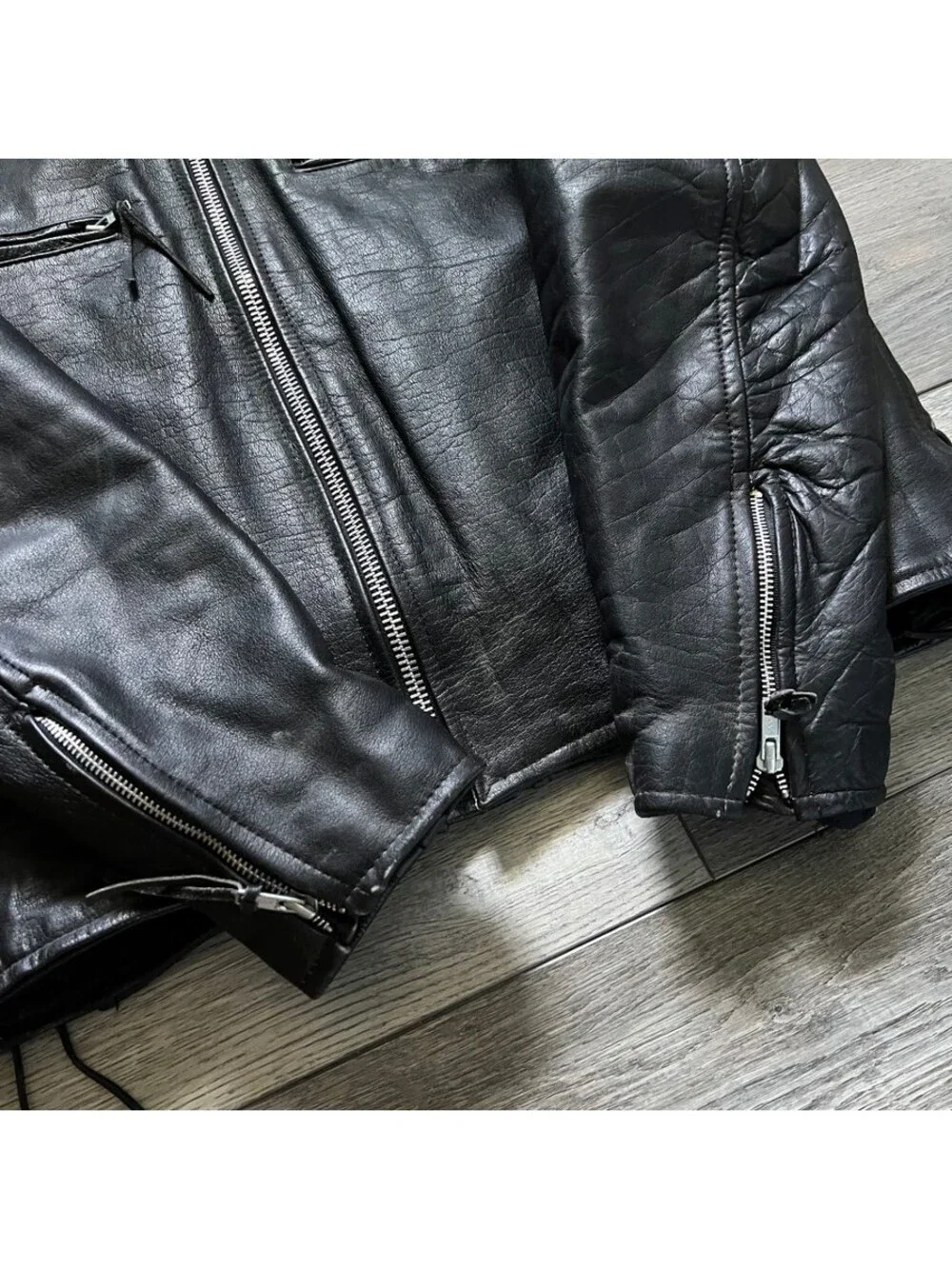 Vintage Unik Men's 48 Cafe Racer Motorcycle Jacket Black Leather Zip Pockets